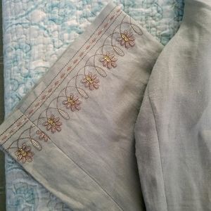 Annie Alexander Linen embroidered Capris Pants 14